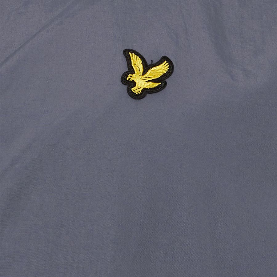 D6851 Lyle & Scott Zip Through Hooded Jacket