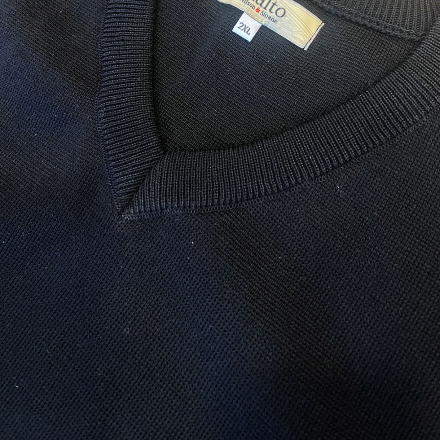 E1107XT Tall Fit Rialto V-Neck Jumper (Black)