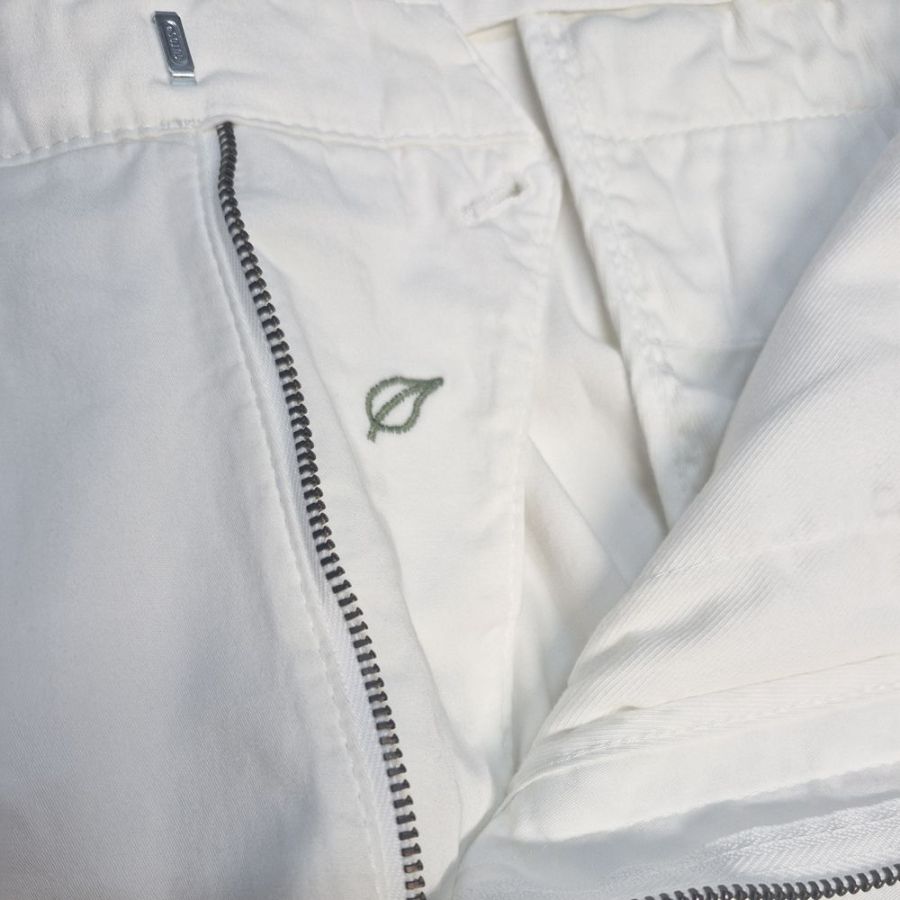 F1567 Meyer Palma Chino Shorts (White)