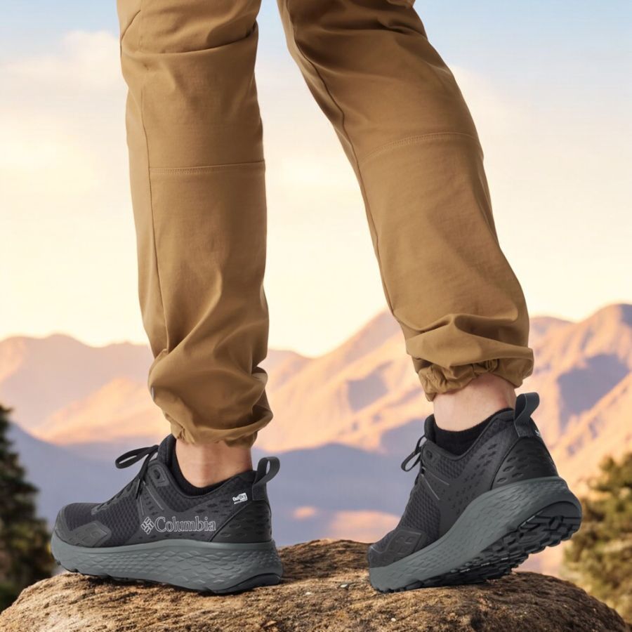 H1881 Columbia Konos TRS Outdry Trainer (Black,Grill)