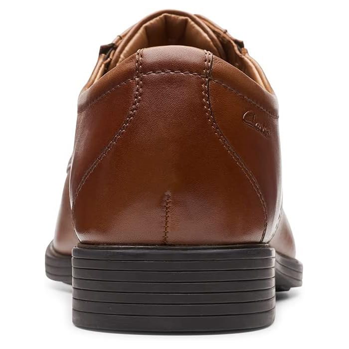 H1960 Clarks Whiddon Plain Lace Up Shoe G Fitting (Tan)