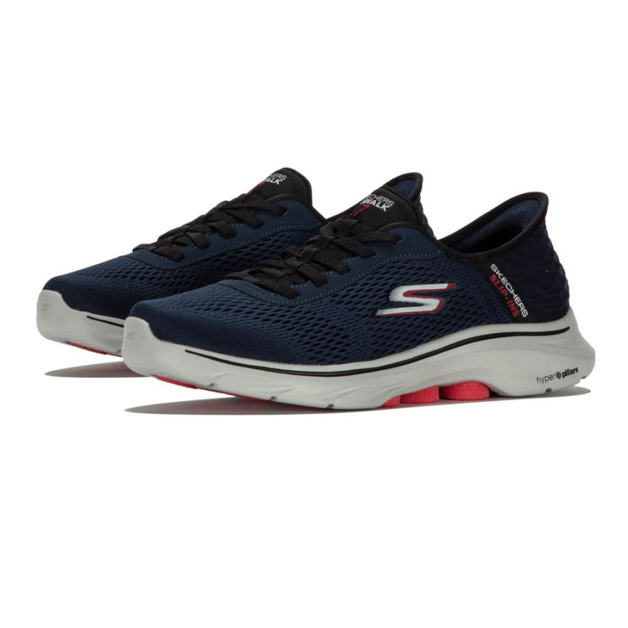 H1852 Skechers Go Walk 7 Free Hand Slip-Ins Trainers