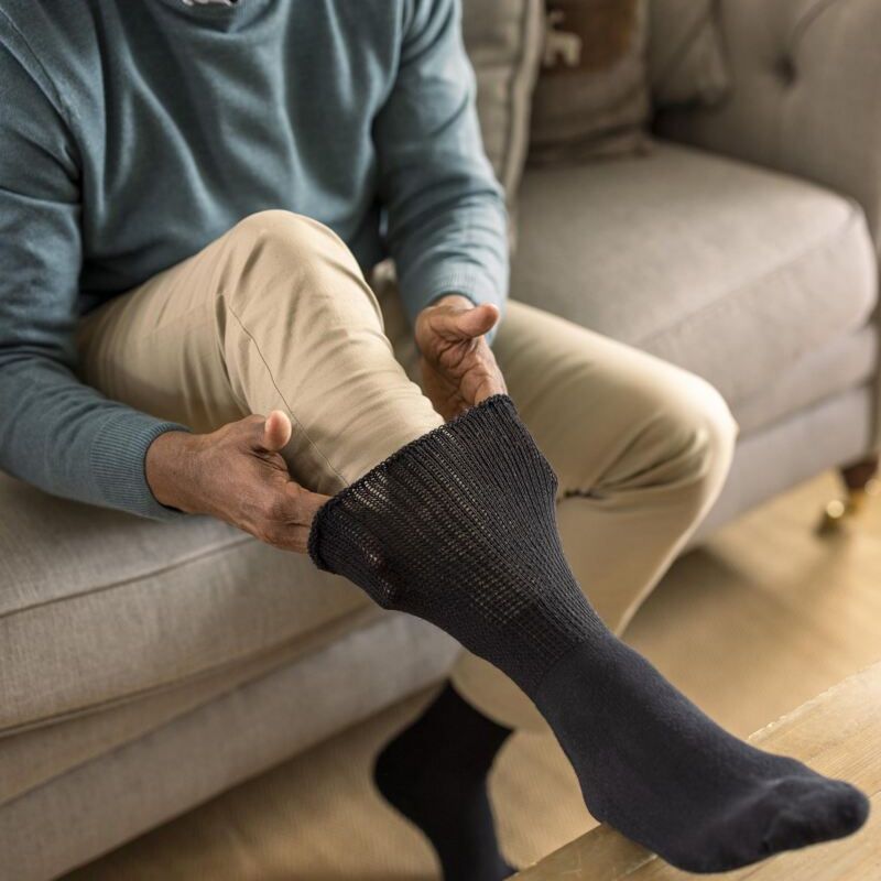 X766 3 Pack Diabetic Socks Up to Size 14 (Black)