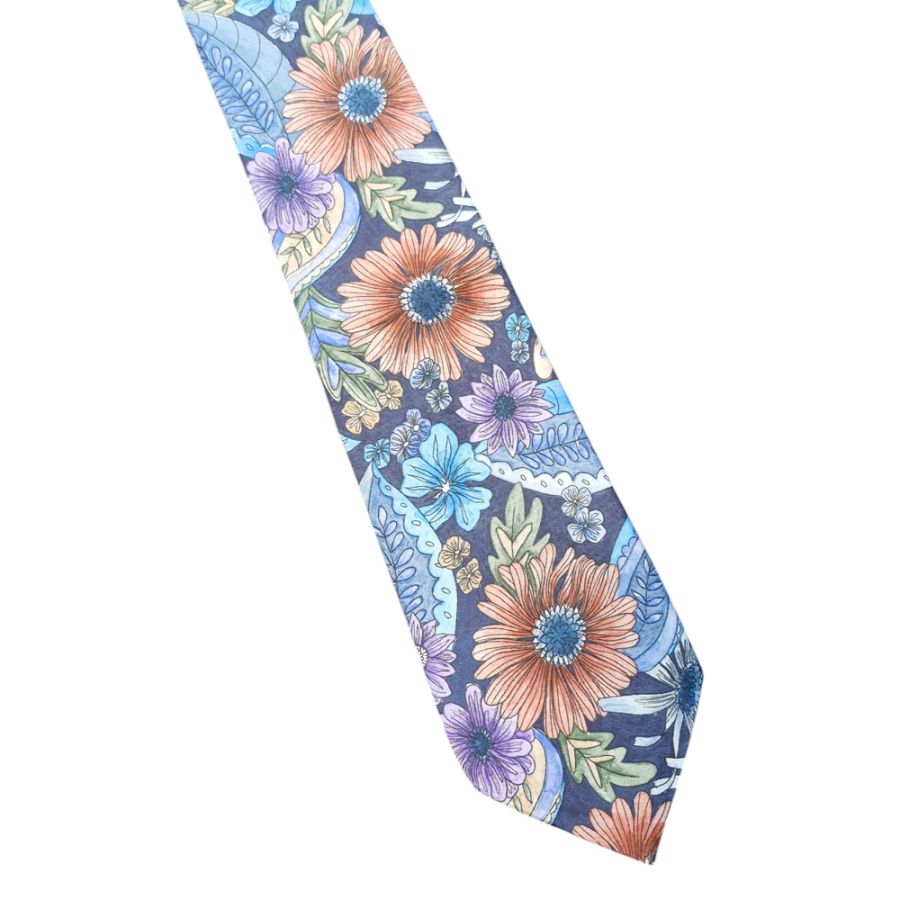 X947 Heirloom Persian British Handmade Tie